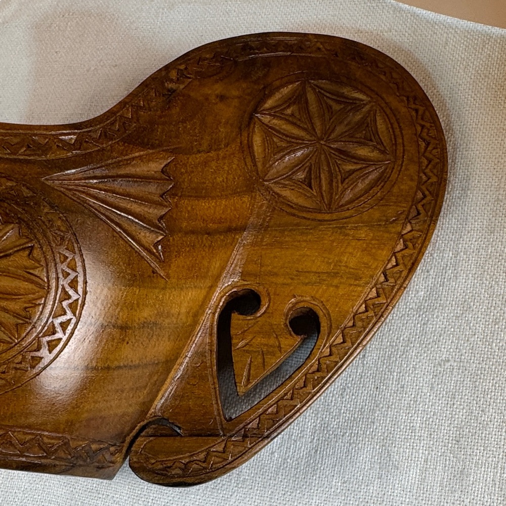 Yugoslavia Wedding Ceremonial Carved Wooden Decorative Jug/Cup - Picture 12 of 15